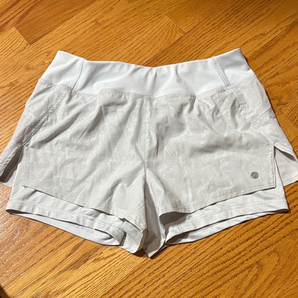 Apana Women's Light Gray Athletic Shorts